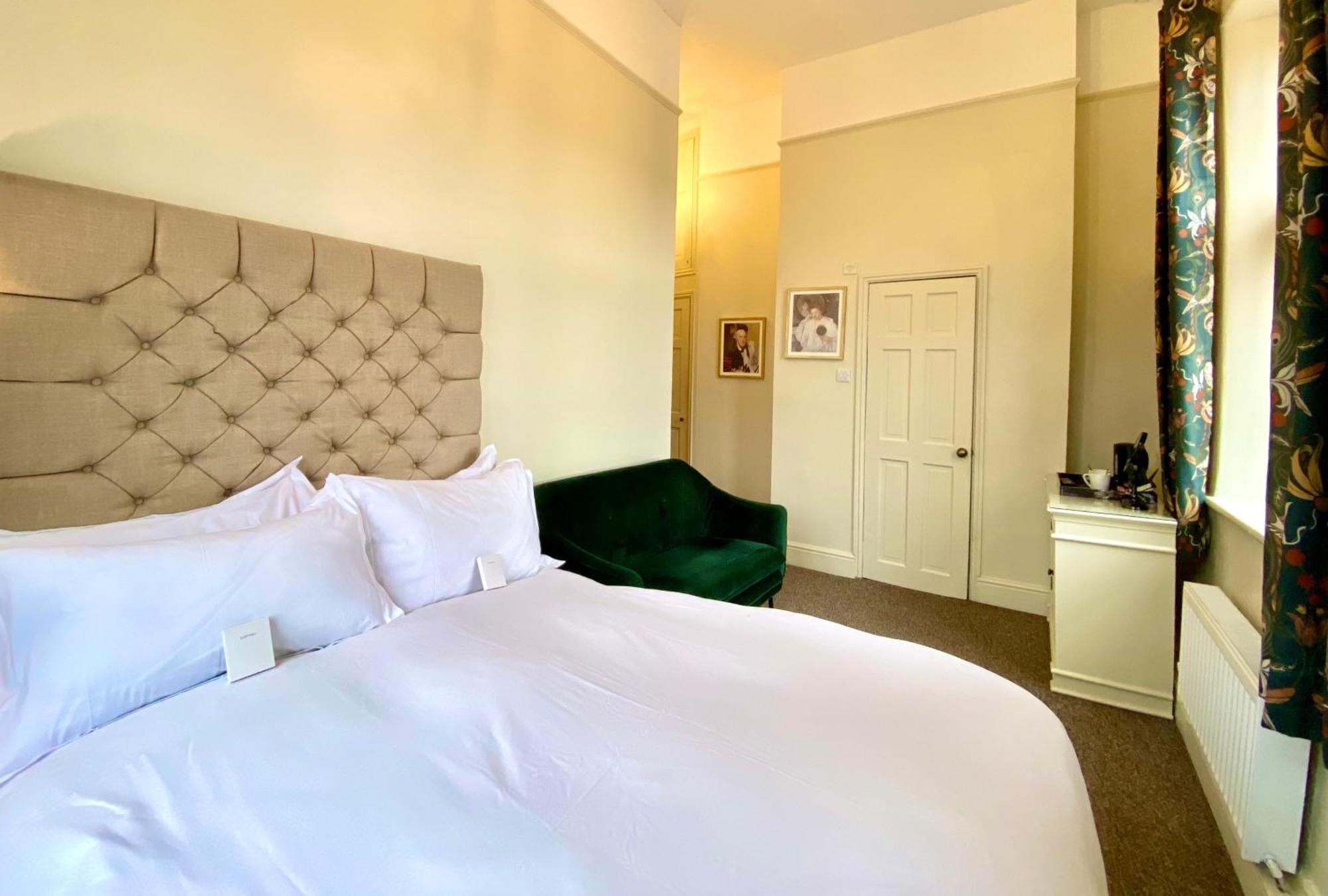 Ruswarp Hall - Whitby (Adults Only) Room photo
